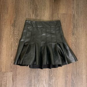 leather skirt
